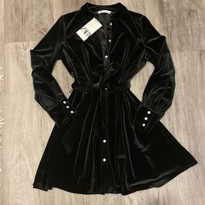 ZARA: Black Velvet Dress S